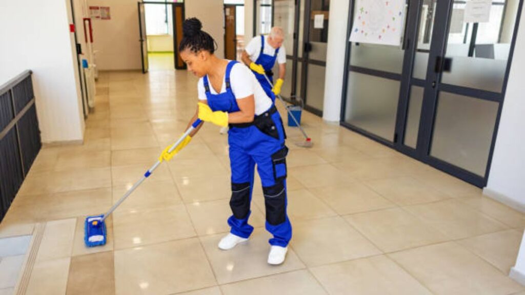 College Janitor and Cleaner Jobs in Mexico