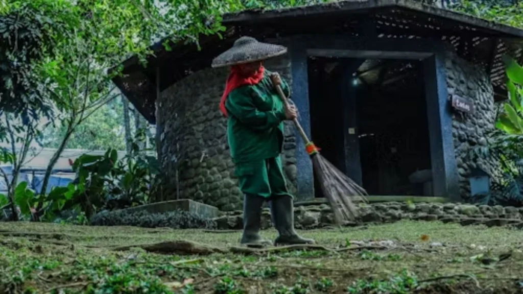 Housekeeper Jobs Spain