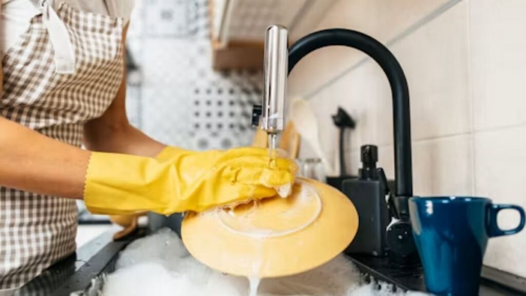 Dishwasher Job in Greece